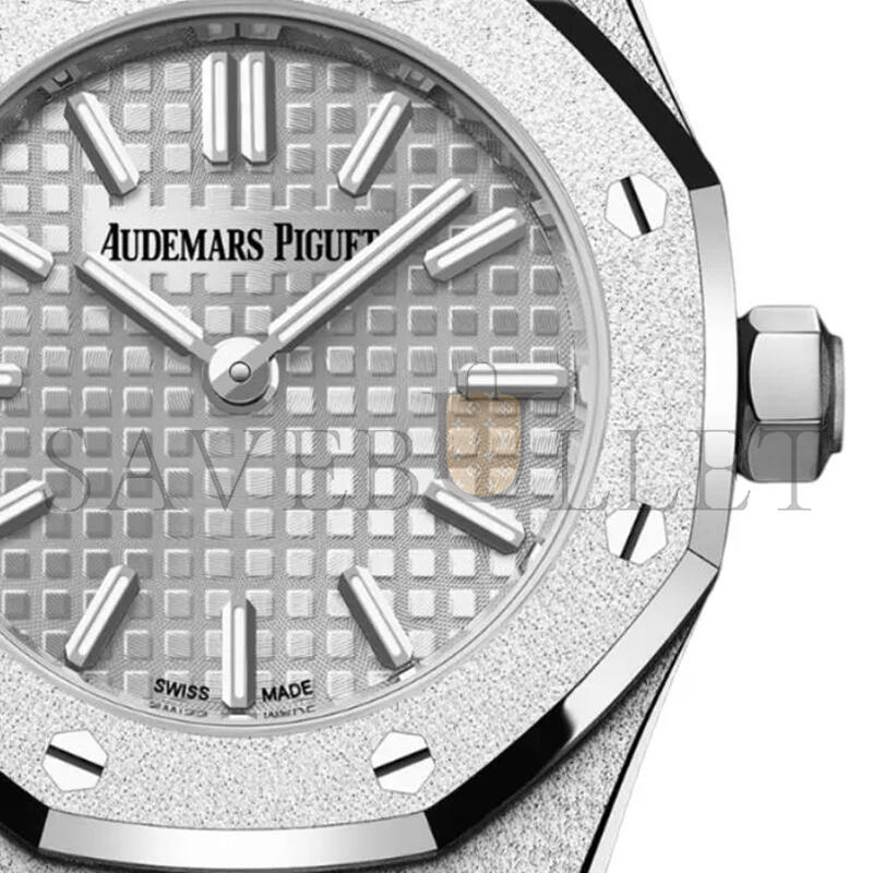 AUDEMARS PIGUET ROYAL OAK MINI FROSTED 23MM 67630BC.GG.1312BC.01